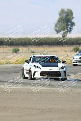 media/Sep-14-2025-Speed Ventures (Sun) [[b2951cd086]]/Orange/Session 2 (Grapevine)/
